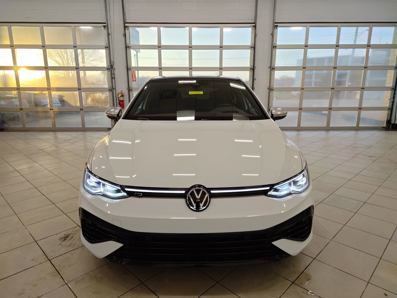 Used 2023 Volkswagen Golf R image 9