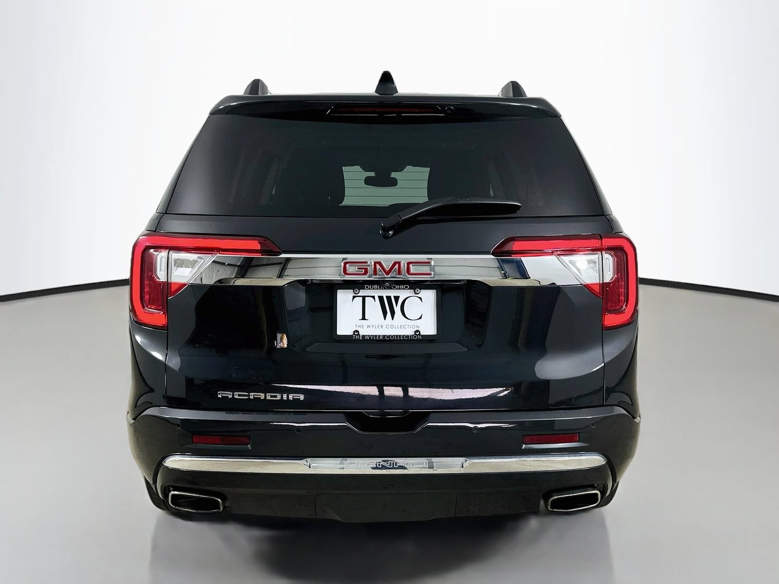 Used 2020 GMC Acadia Denali FWD image 6