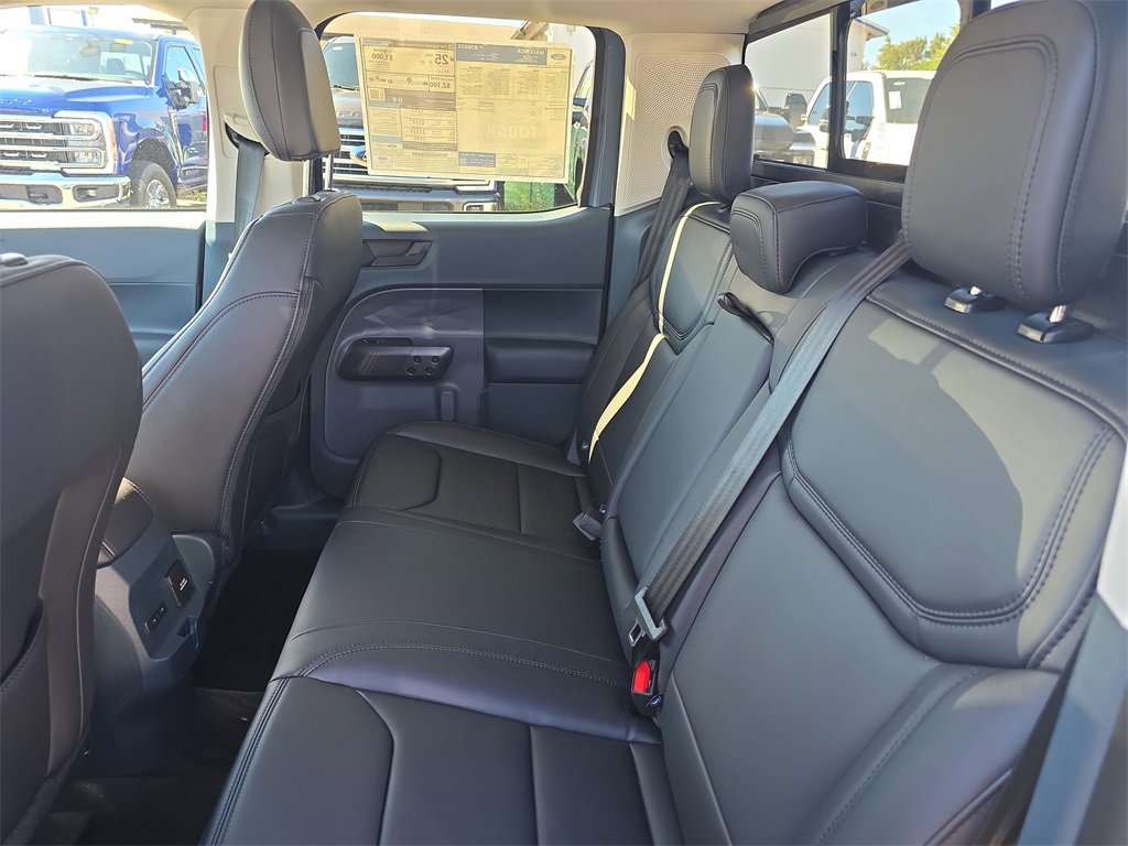 New 2025 Ford Maverick Lariat w/ Black Appearance Package image 9