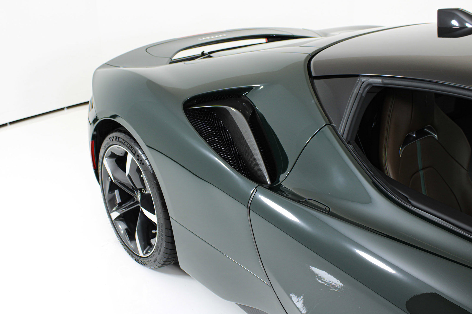 Certified 2021 Ferrari SF90 Stradale AWD/4WD image 8