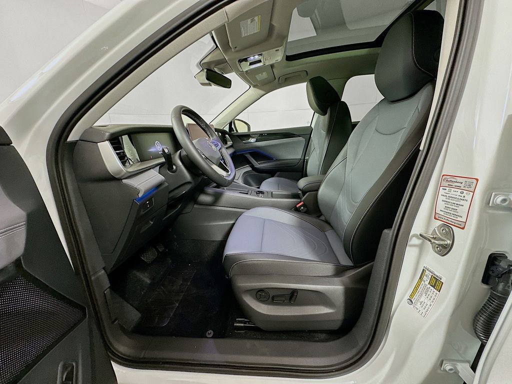 New 2026 Volkswagen Tiguan SE image 10