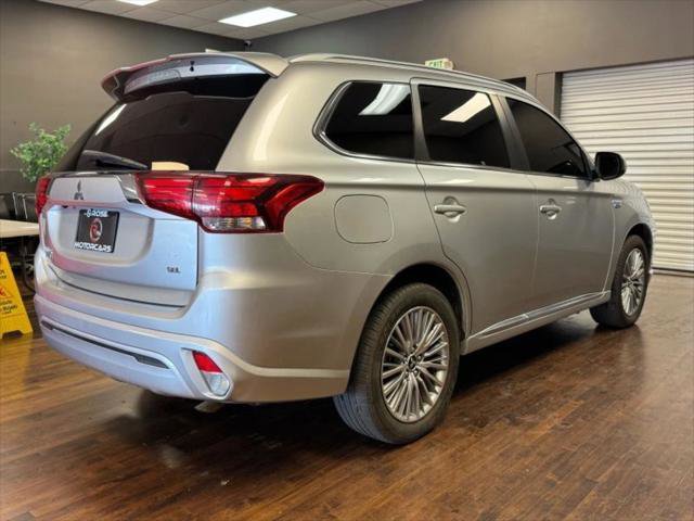Used 2022 Mitsubishi Outlander LE image 5