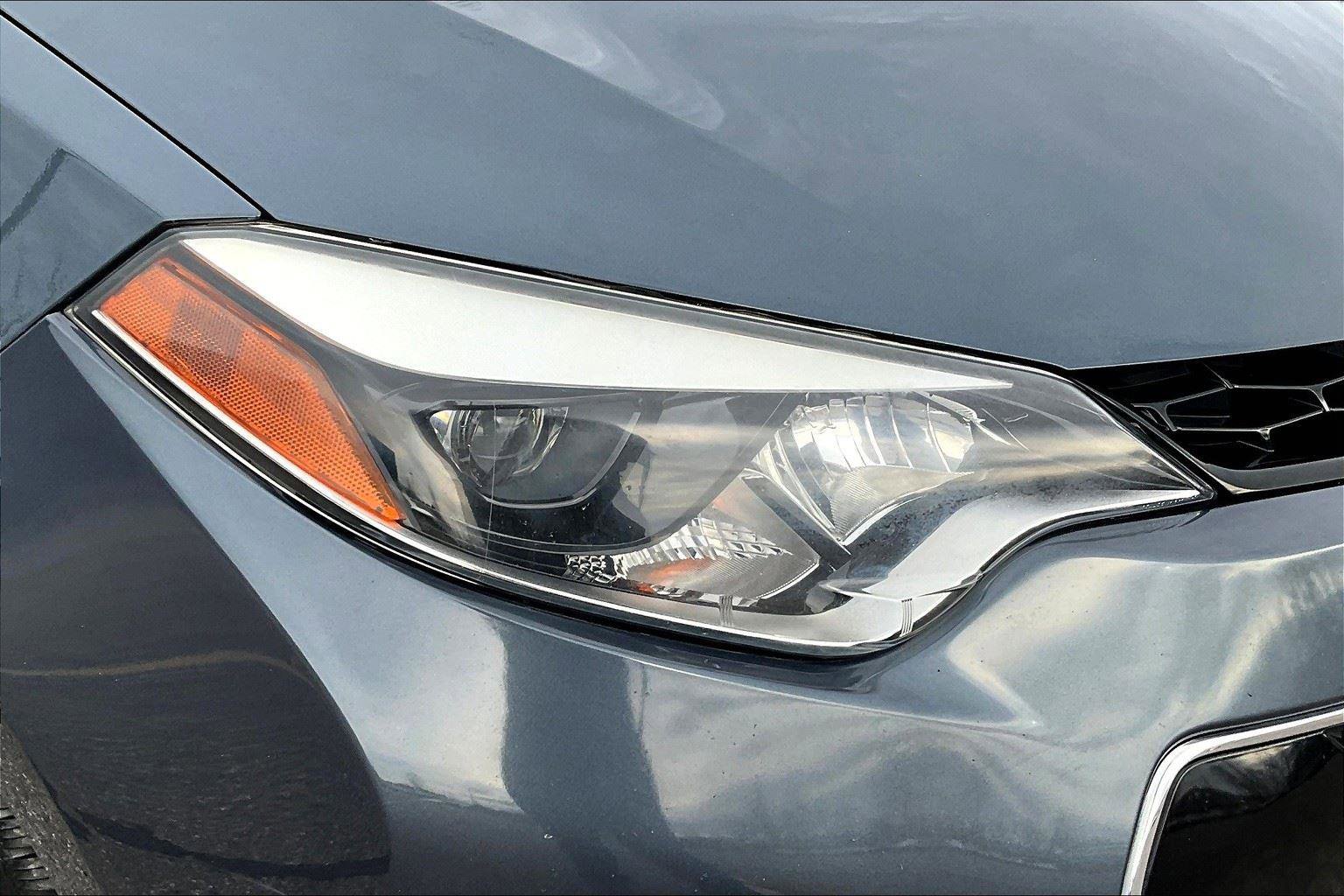 Used 2016 Toyota Corolla S image 28