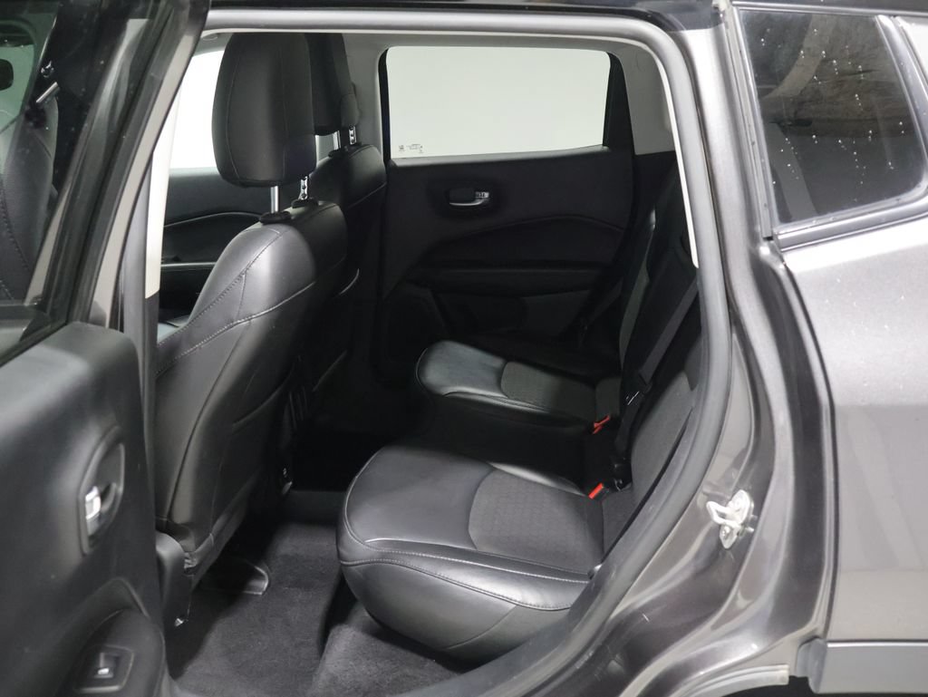 Used 2019 Jeep Compass Latitude AWD/4WD image 19