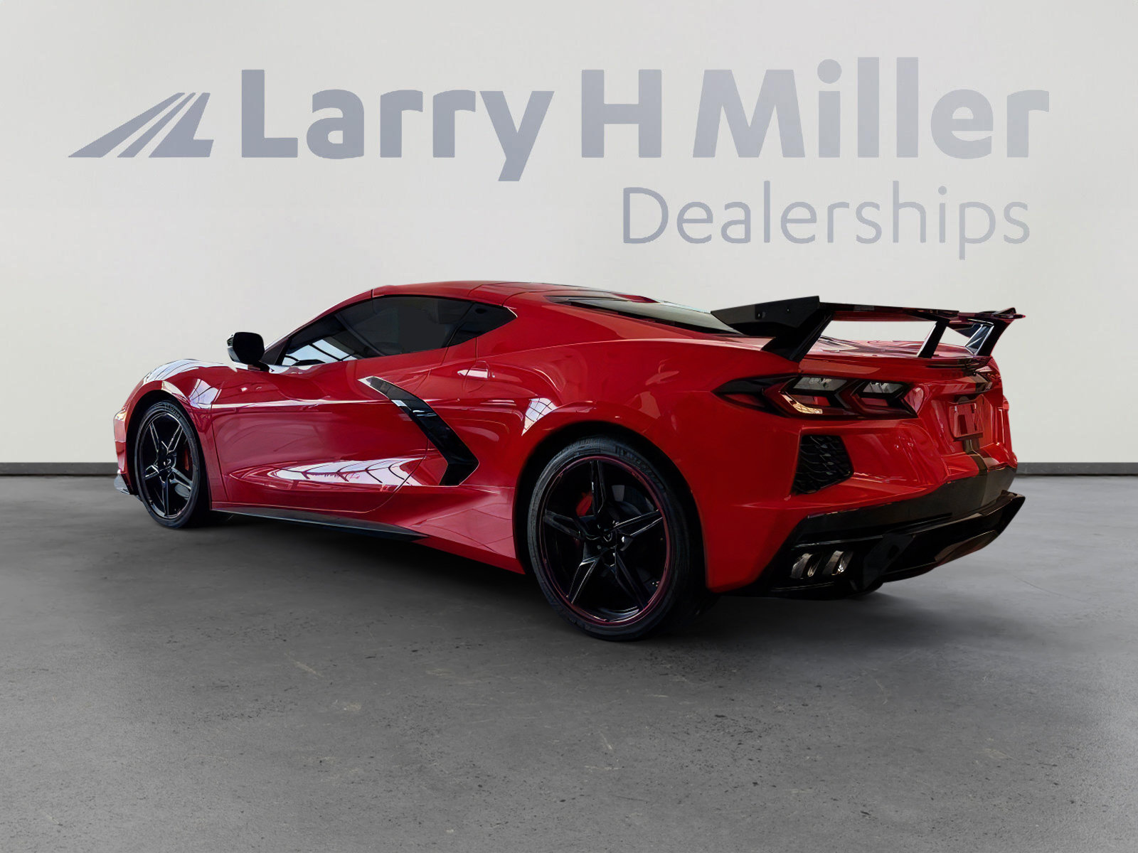 Used 2021 Chevrolet Corvette Stingray Preferred Cpe w/ 2LT RWD image 3