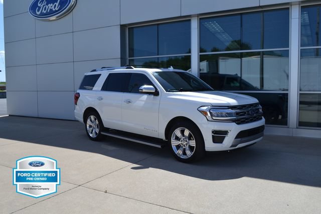 Certified 2024 Ford Expedition Platinum AWD/4WD image 2