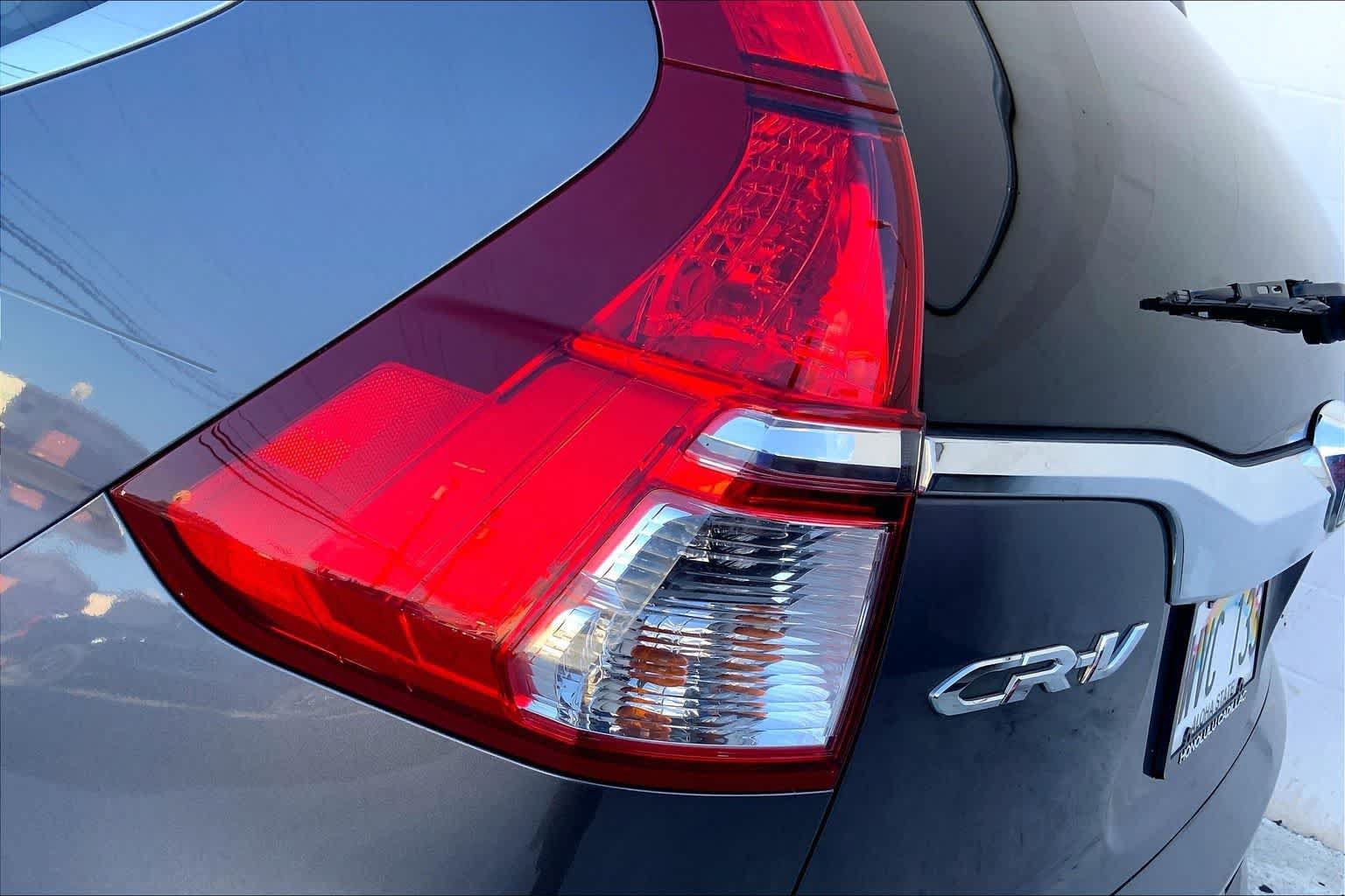 Used 2016 Honda CR-V Touring image 32