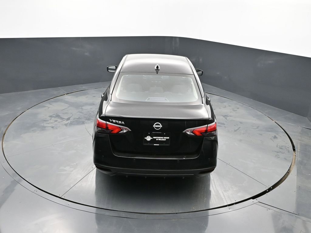 New 2025 Nissan Versa SV w/ Trunk Package FWD image 18