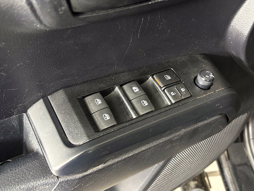 Used 2021 Toyota Tacoma SR w/ SR Convenience Package RWD image 14