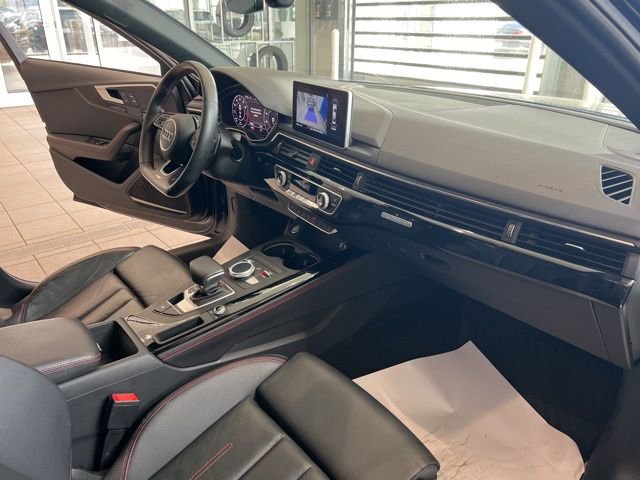 Used 2018 Audi A4 2.0T Premium Plus w/ Premium Plus Package AWD/4WD image 23