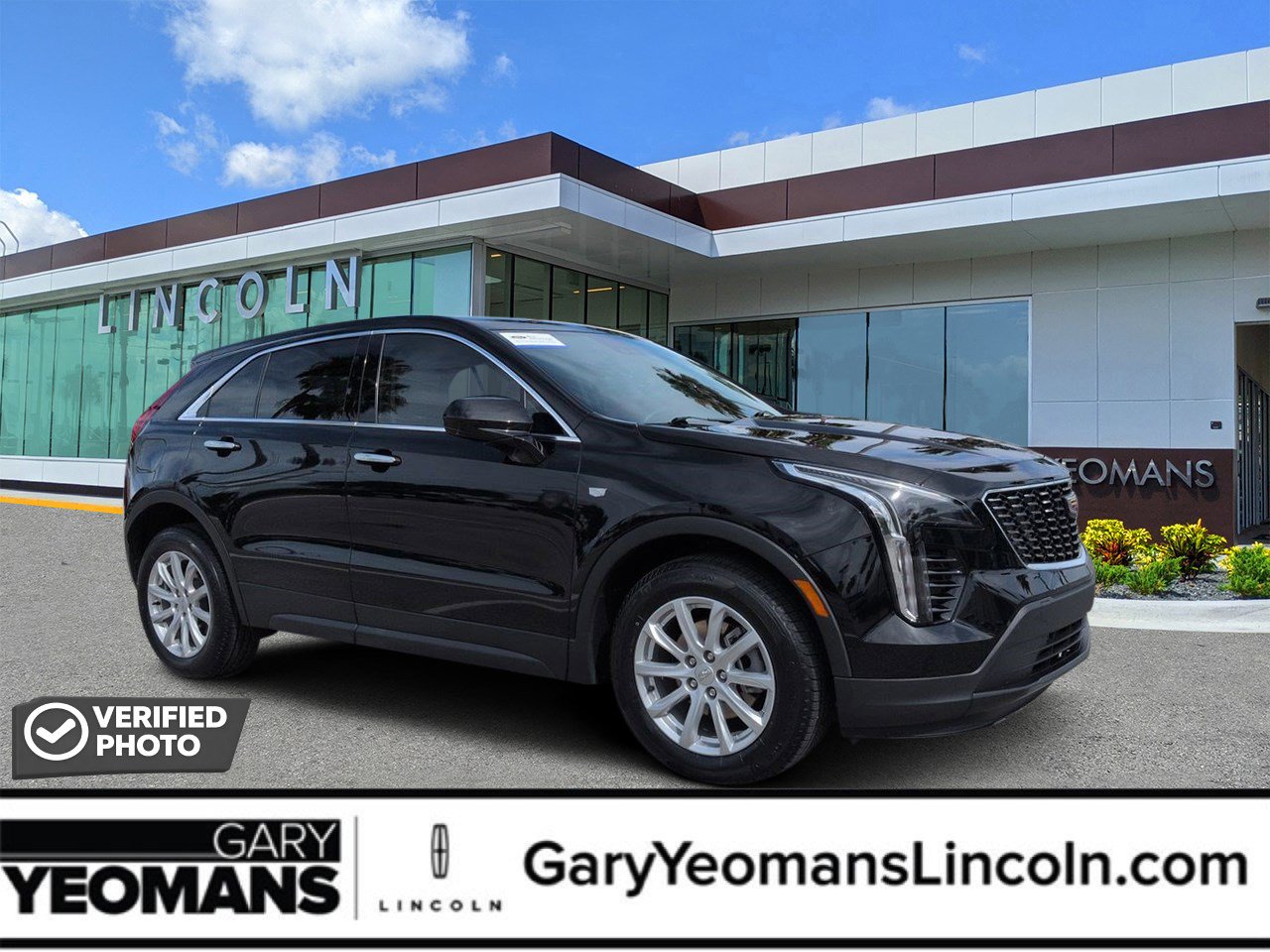 Used 2023 Cadillac XT4 Luxury FWD image 1