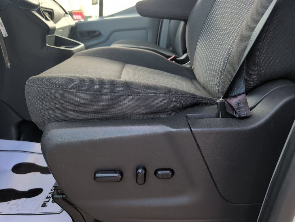 Used 2015 Ford Transit 150 XLT RWD image 9
