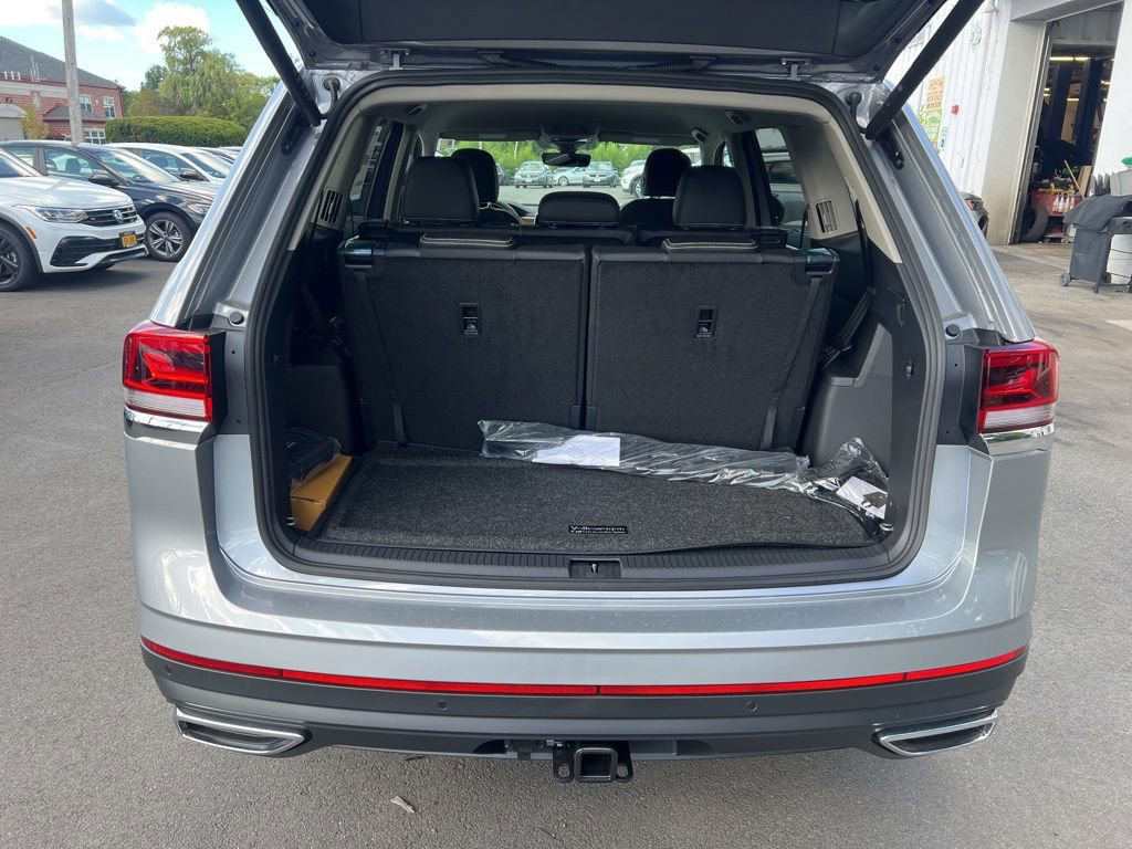 New 2026 Volkswagen Atlas SE image 12