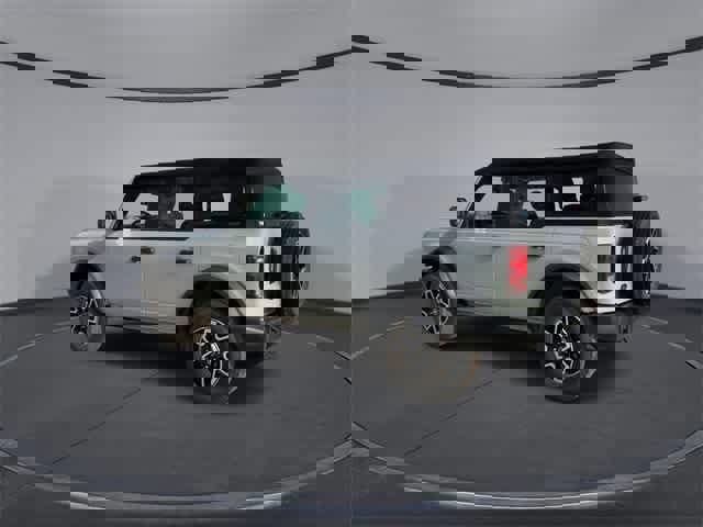 Used 2022 Ford Bronco 4-Door image 6