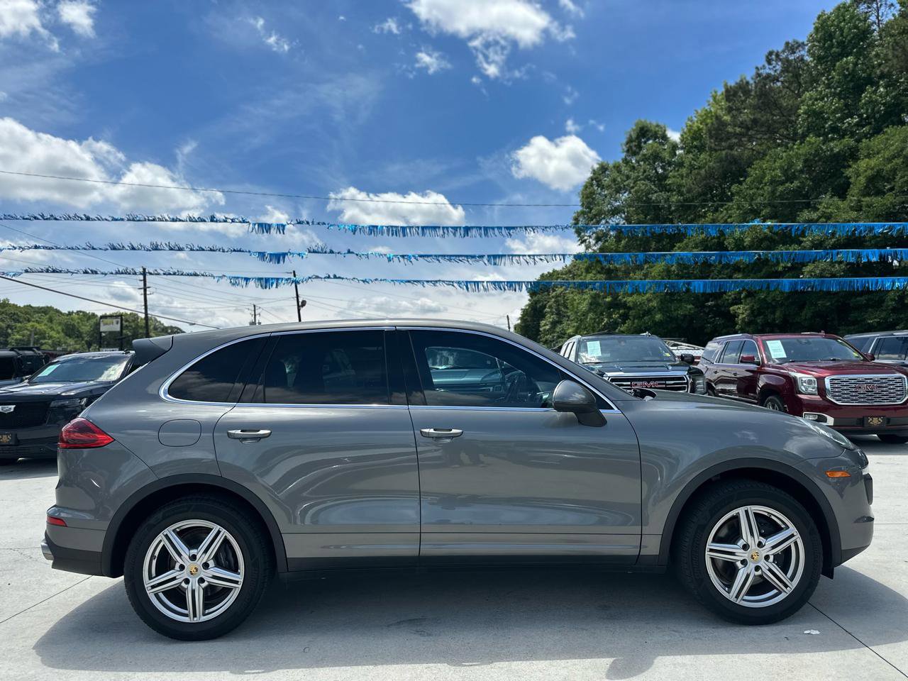 Used 2016 Porsche Cayenne AWD/4WD image 8