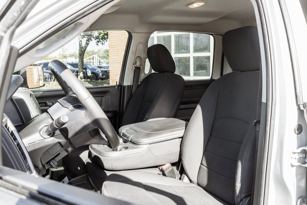 Used 2019 RAM 1500 Express w/ Wheel & Sound Group image 7