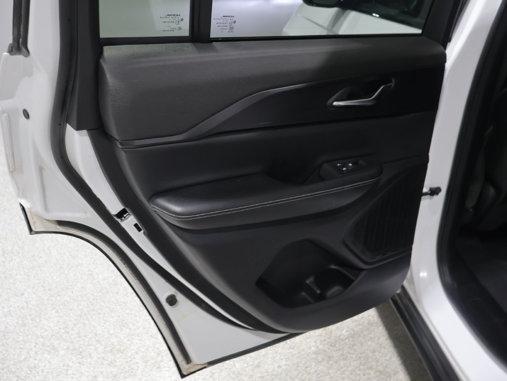 Certified 2024 Jeep Grand Cherokee Altitude AWD/4WD image 20