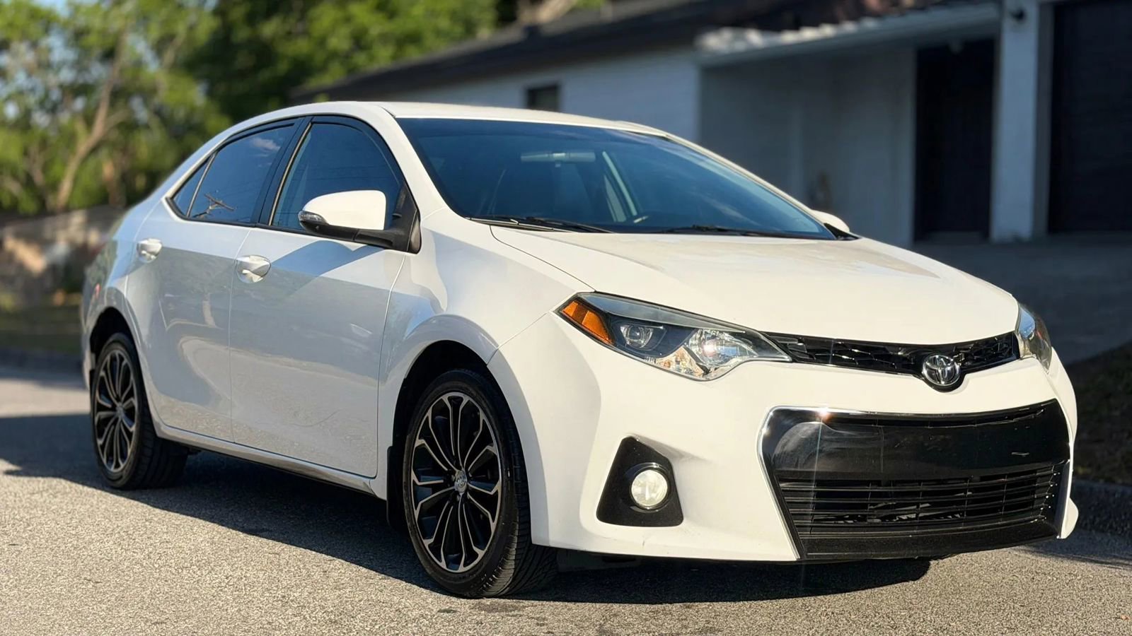 Used 2016 Toyota Corolla S image 4