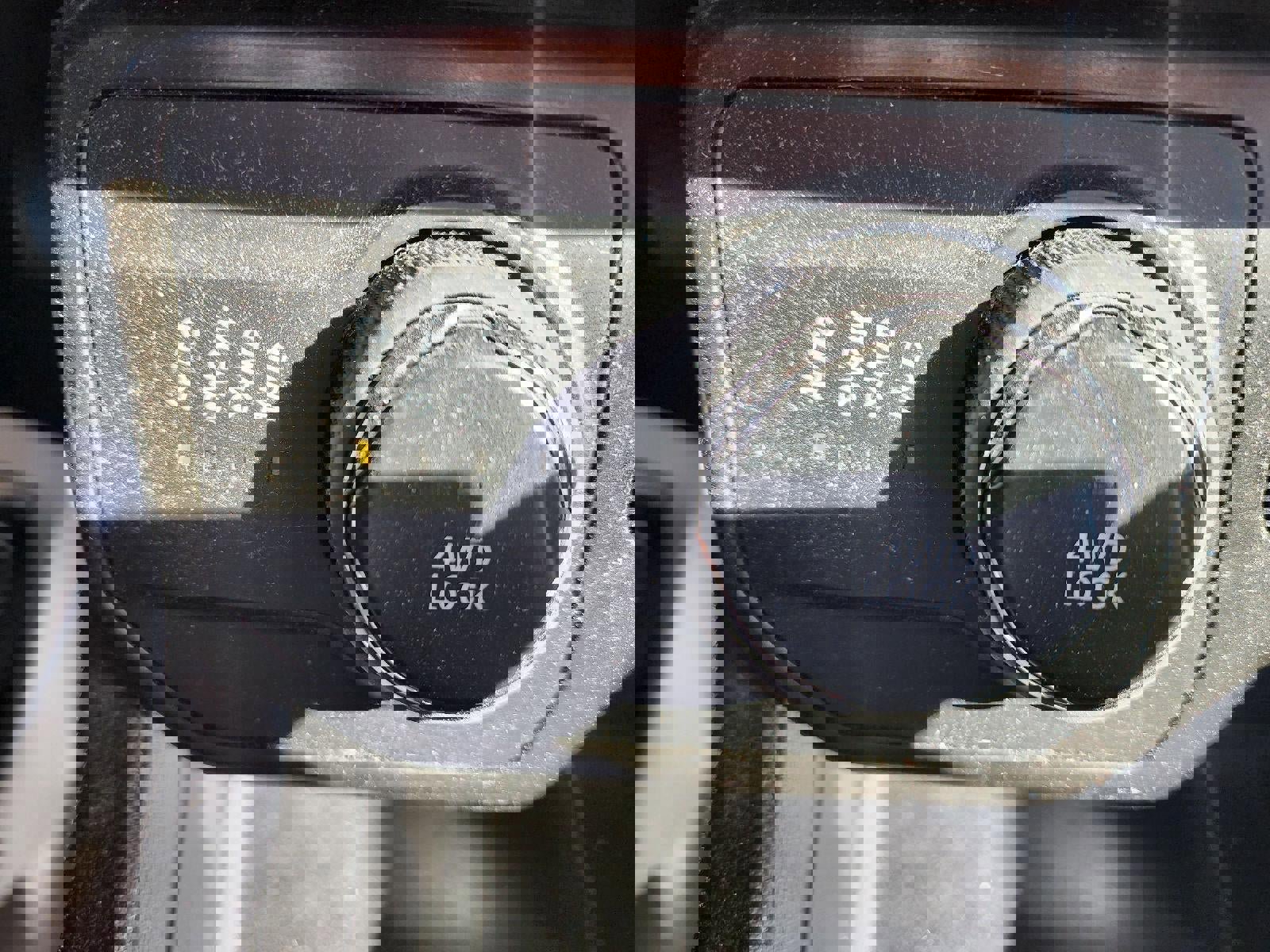 Used 2020 Jeep Renegade Latitude w/ Cold Weather Group image 25