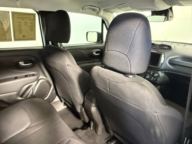 Used 2023 Jeep Renegade Latitude AWD/4WD image 41