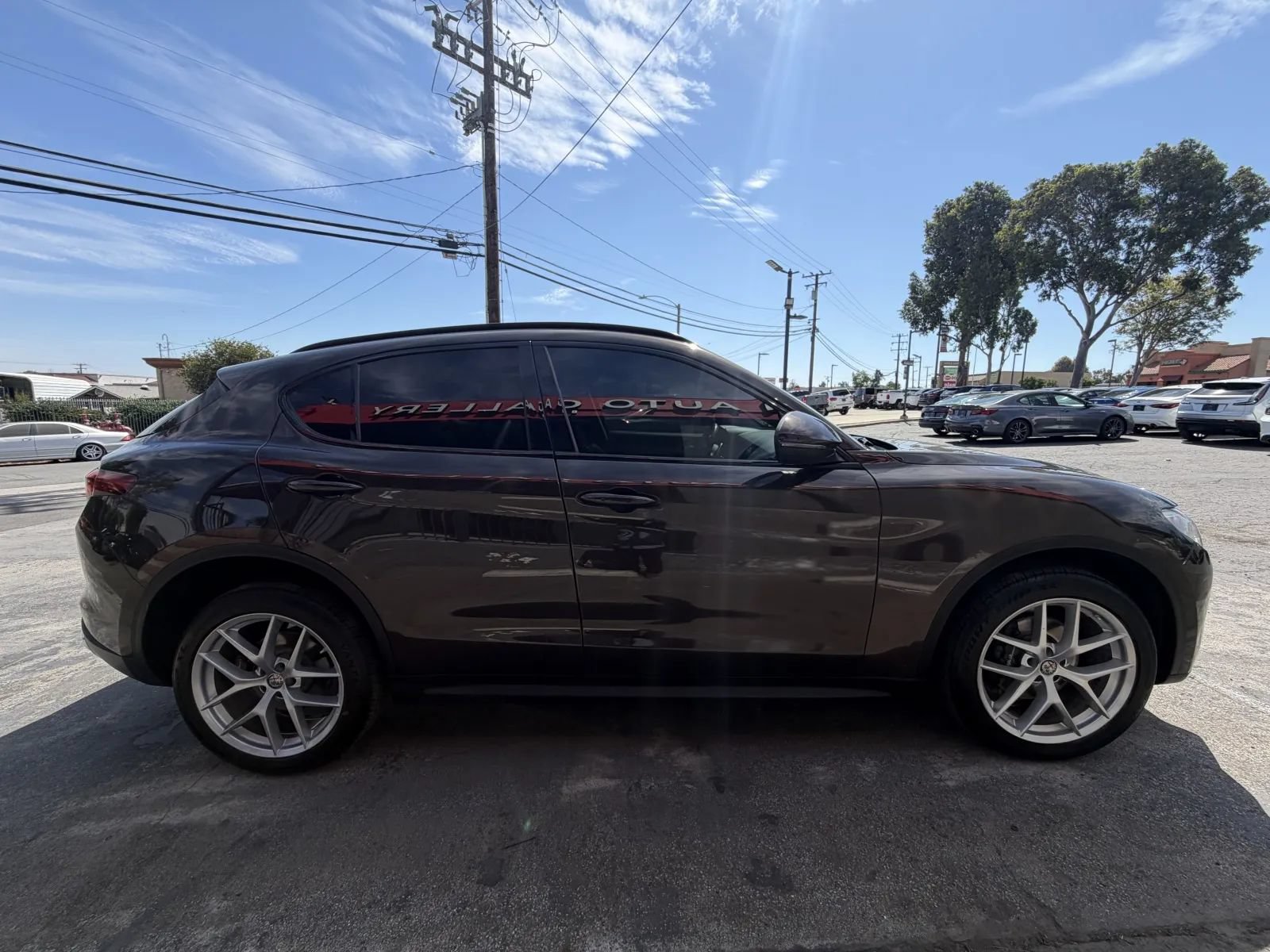 Used 2018 Alfa Romeo Stelvio Sport w/ Quick Order Package 22J Sport AWD/4WD image 4