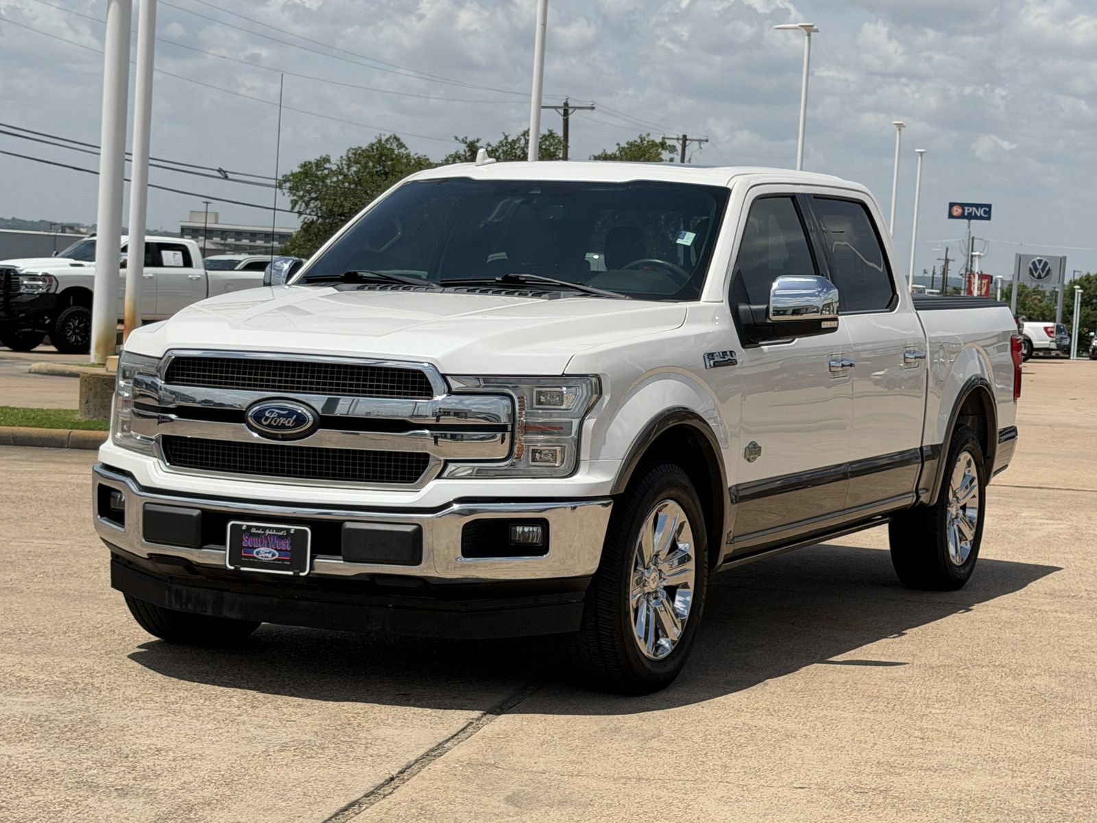 Used 2018 Ford F150 King Ranch w/ Equipment Group 601A Luxury RWD image 8