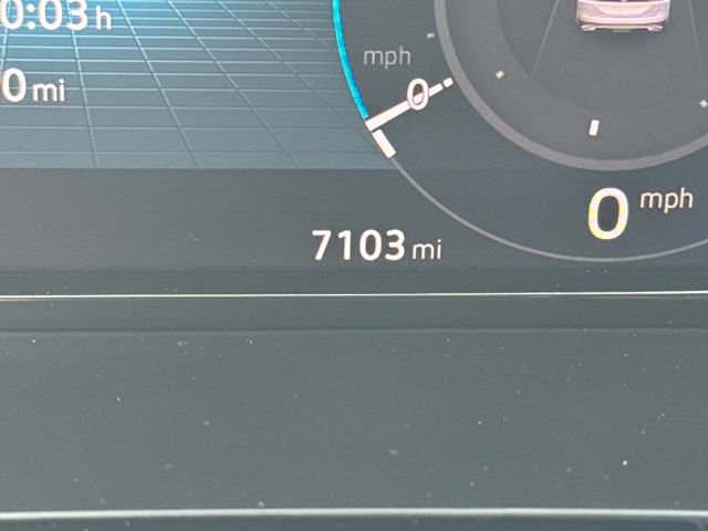 Used 2025 Volkswagen Atlas SE image 21