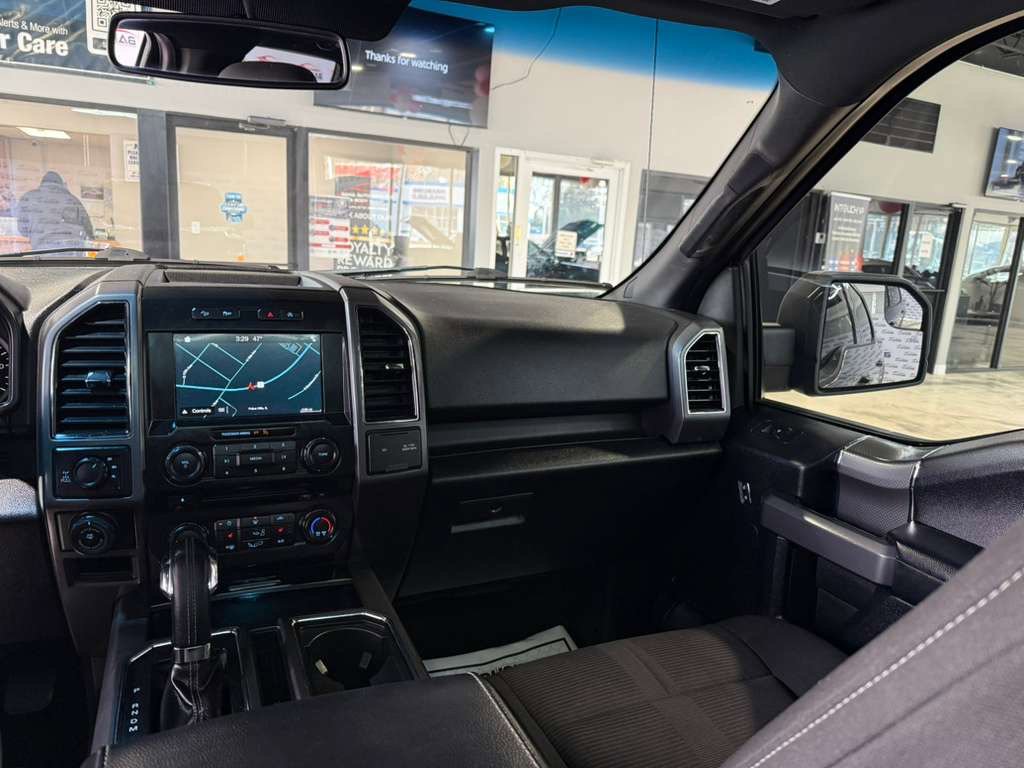 Used 2017 Ford F150 XLT w/ Equipment Group 302A Luxury image 26