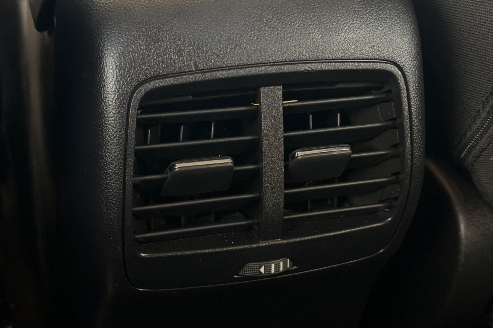 Used 2022 Ford Escape SE w/ SE Sport Appearance Package FWD image 14