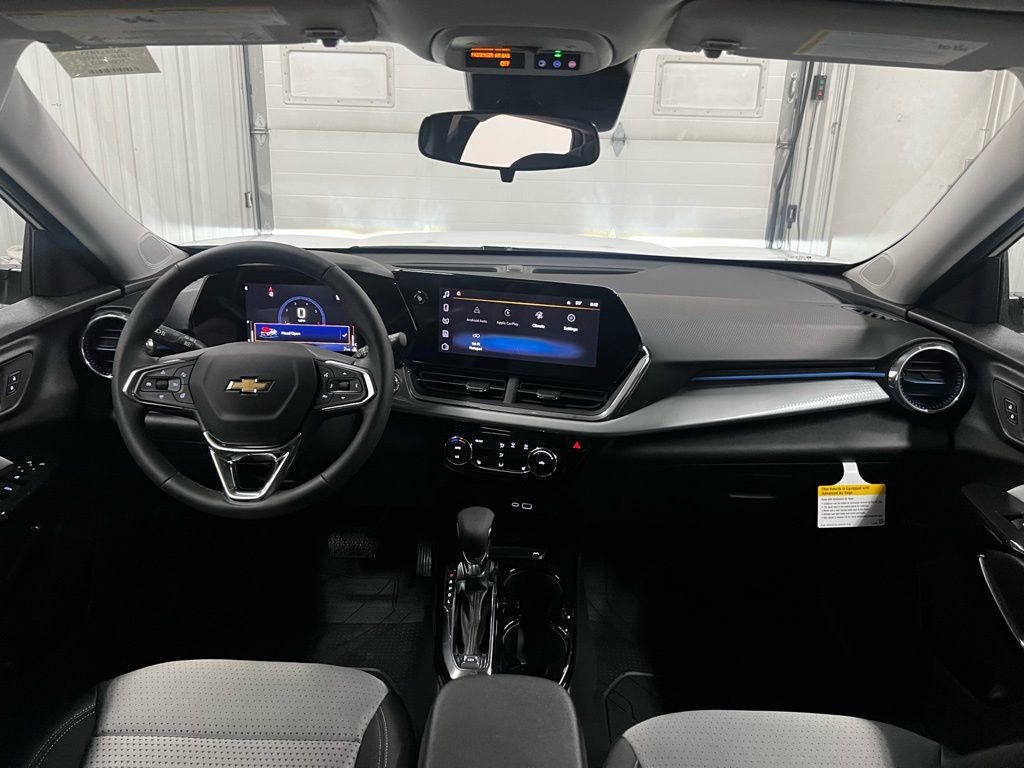 New 2026 Chevrolet Trax LT image 32
