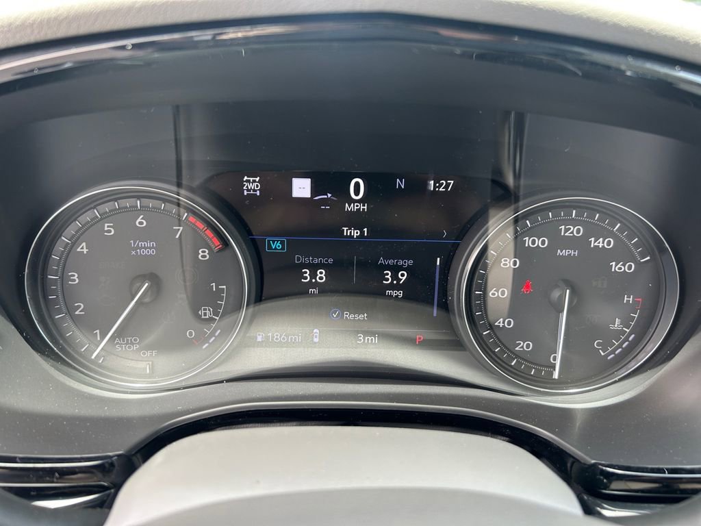 Used 2025 Cadillac XT6 Premium Luxury w/ Technology Package image 16