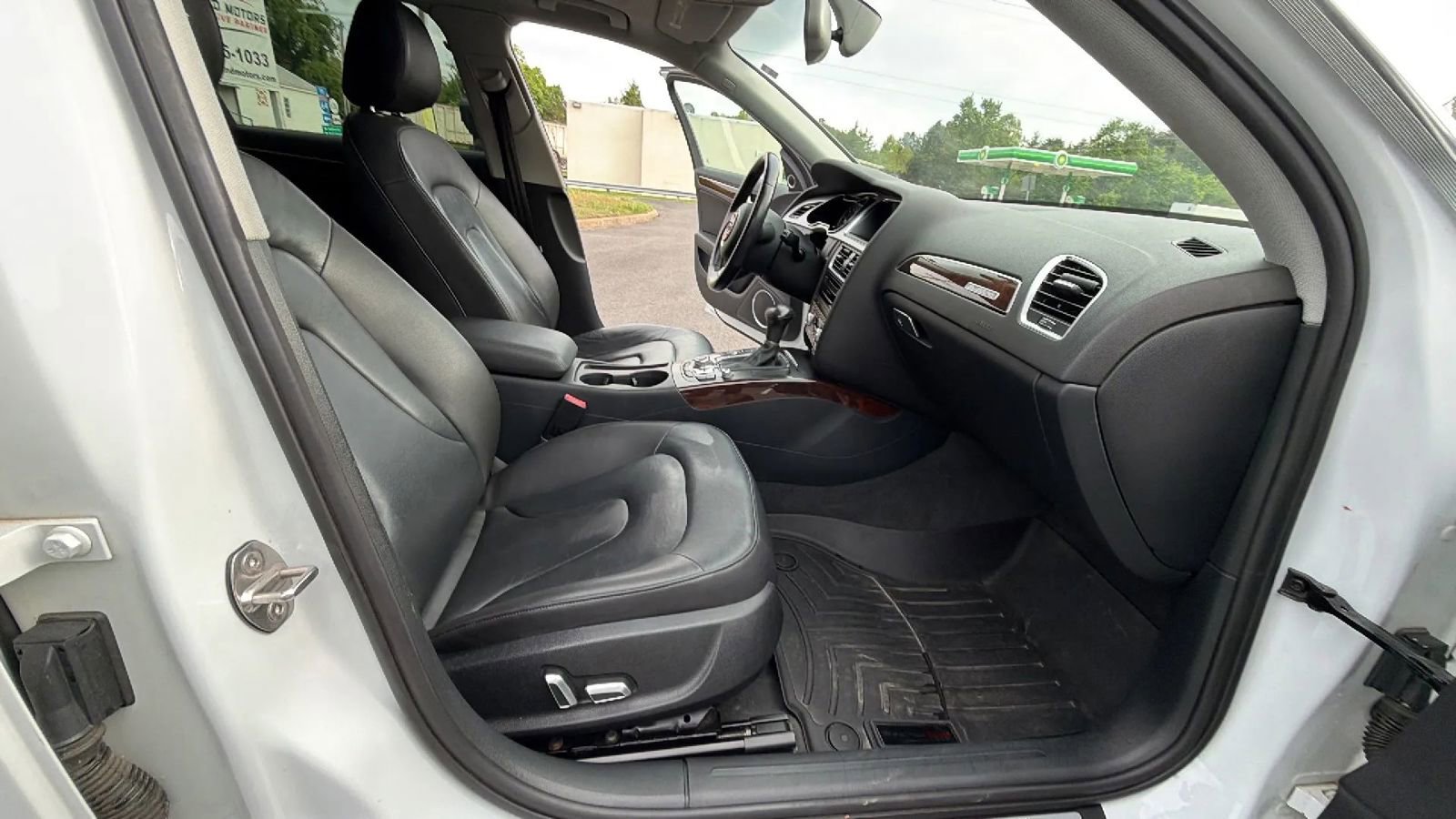 Used 2016 Audi A4 2.0T Premium Plus w/ Technology Package AWD/4WD image 39