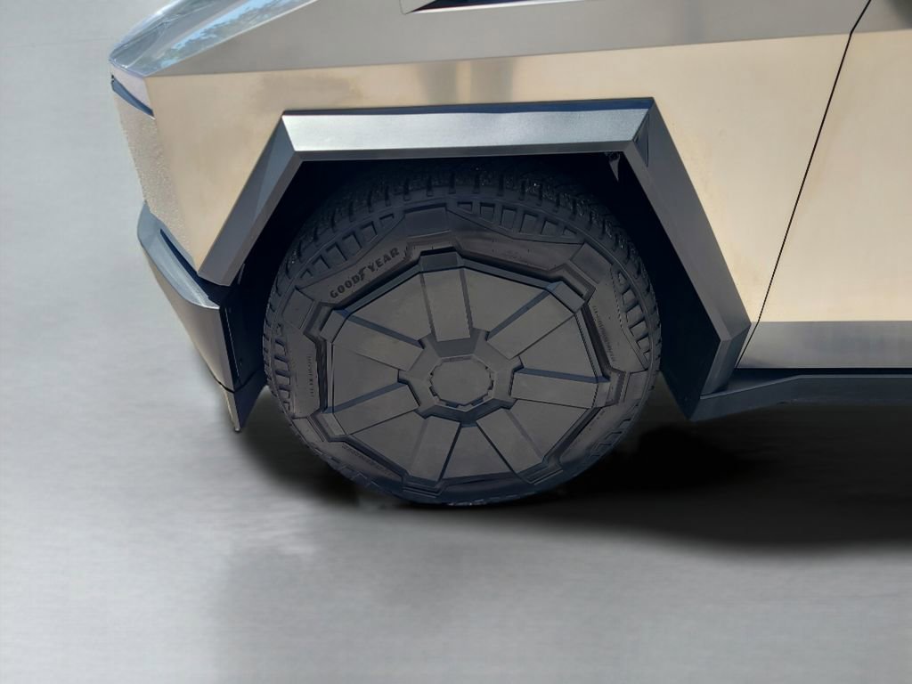 Used 2024 Tesla Cybertruck AWD Crew Cab image 31