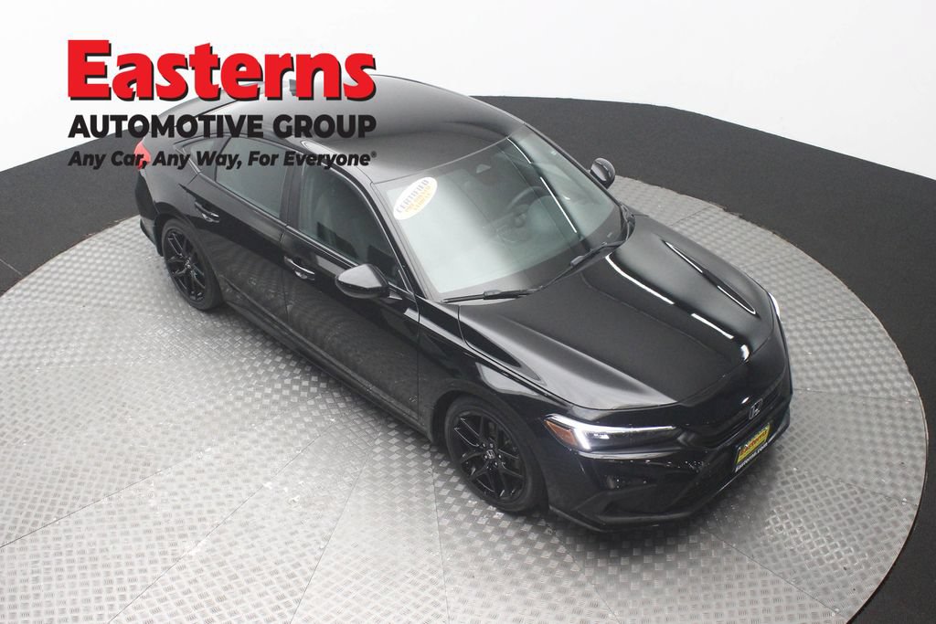 Used 2023 Honda Civic Sport image 3