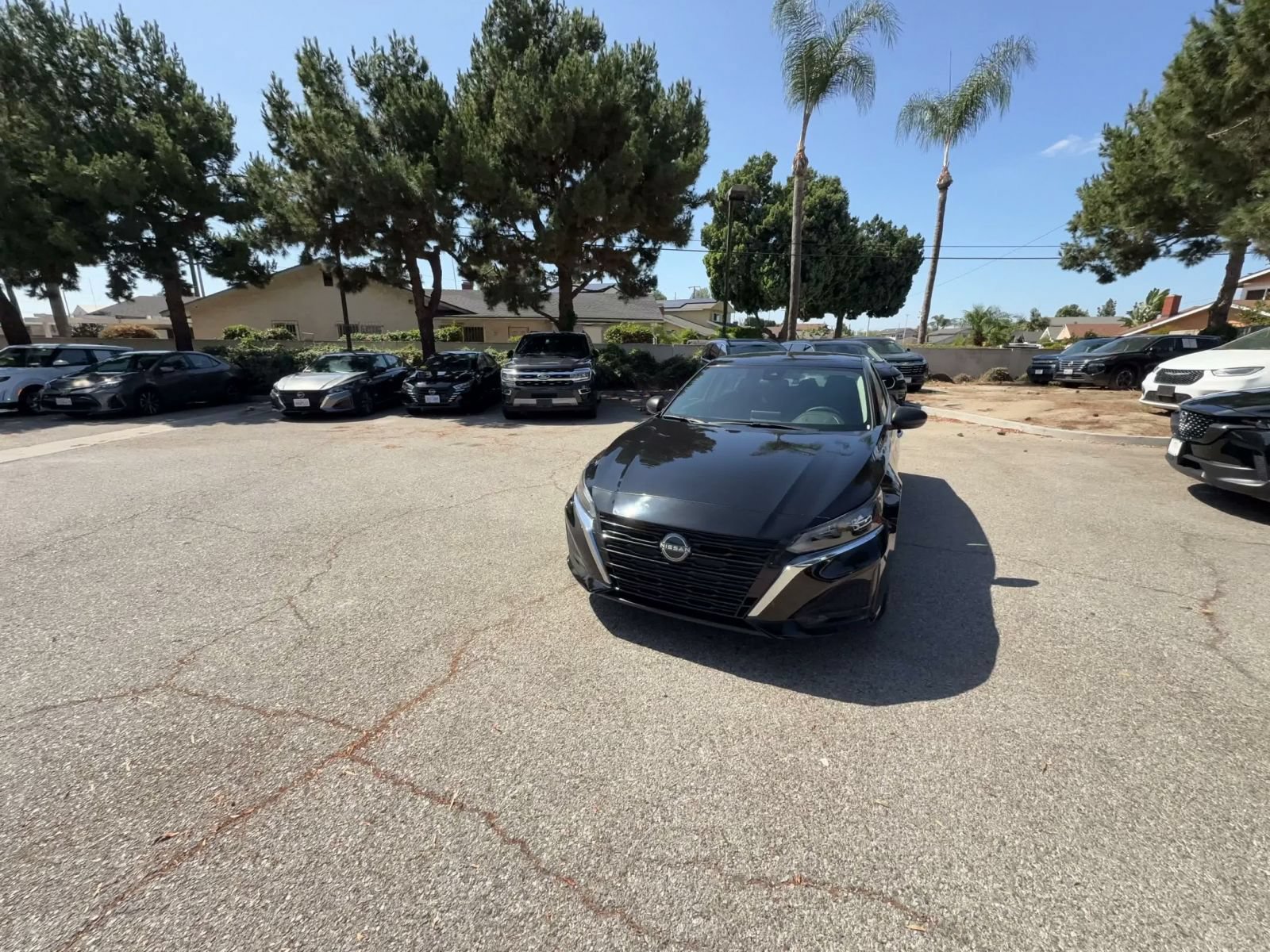 Used 2025 Nissan Altima 2.5 SV FWD image 6