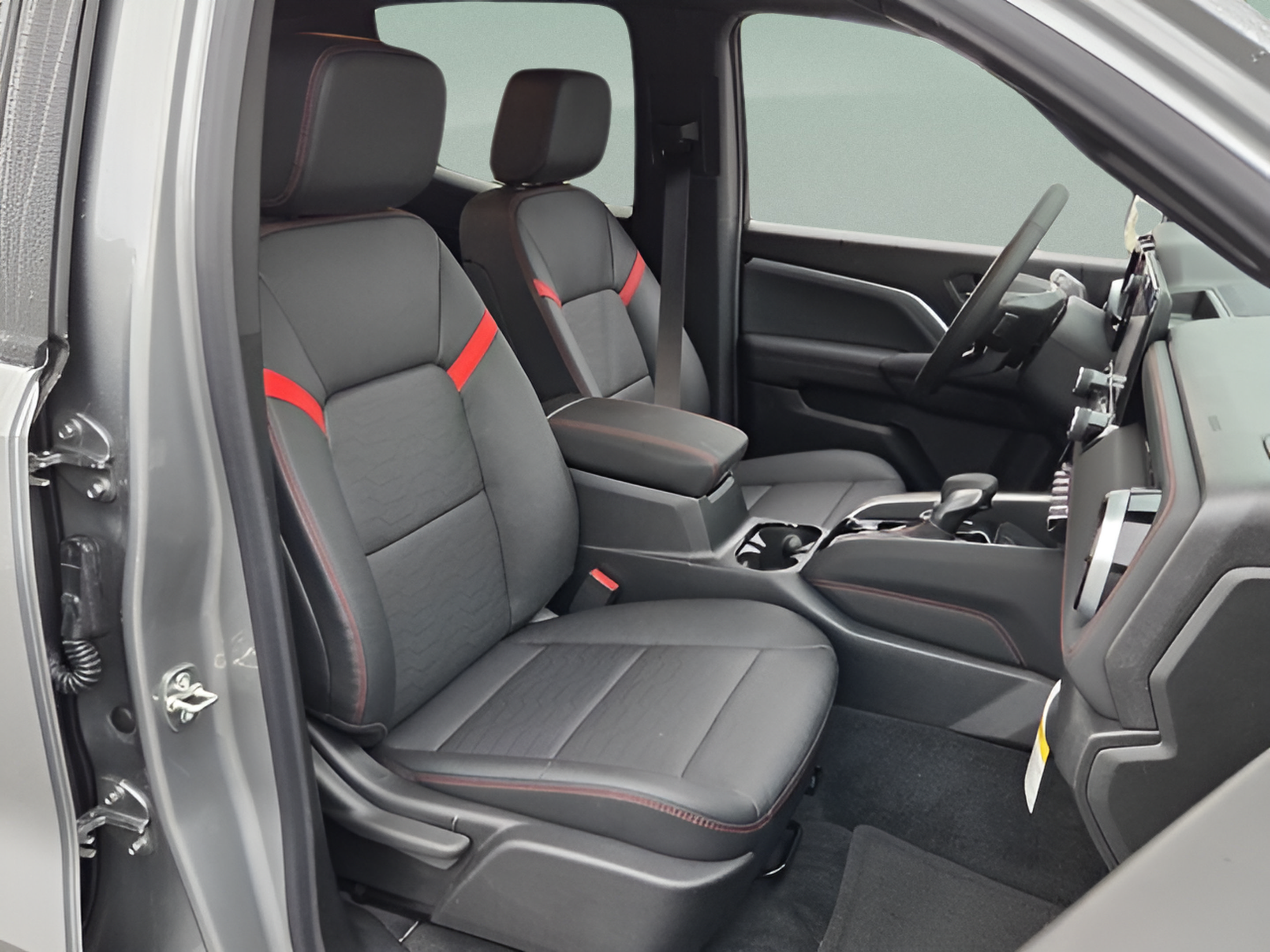 New 2026 Chevrolet Colorado Z71 w/ Technology Package AWD/4WD image 15