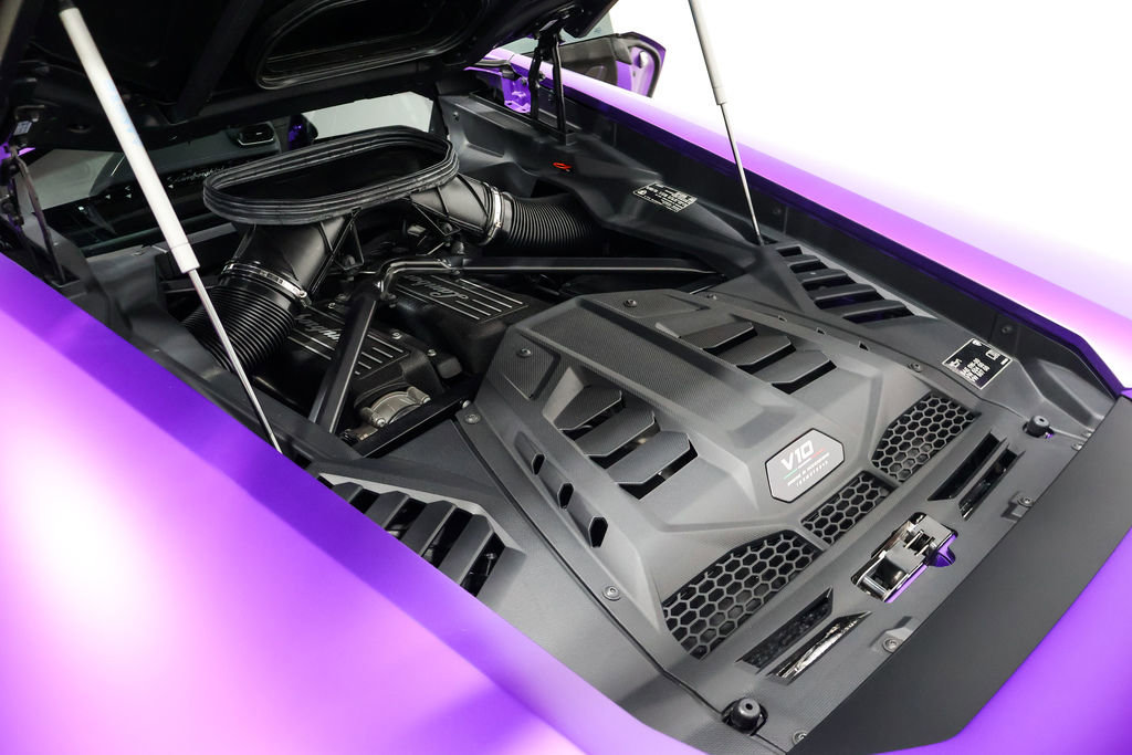 Used 2024 Lamborghini Huracan Sterrato AWD/4WD image 38