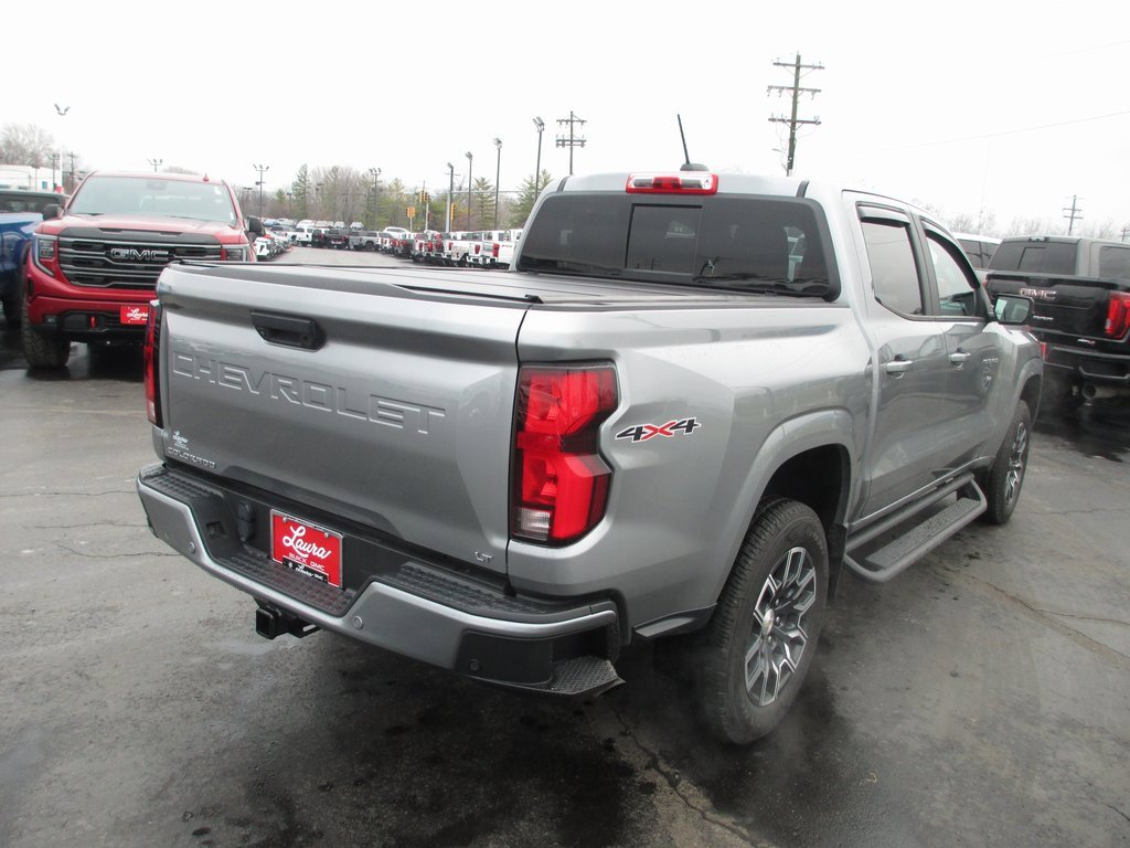 Used 2023 Chevrolet Colorado LT w/ LT Convenience Package III image 6