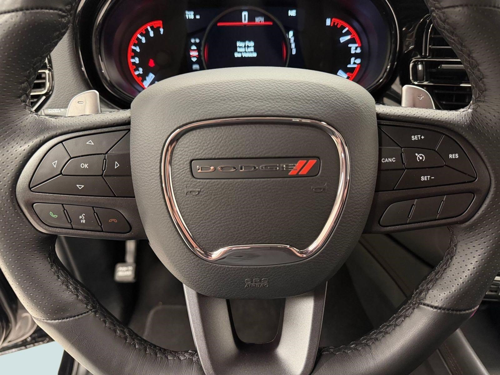 Used 2025 Dodge Durango GT AWD/4WD image 13