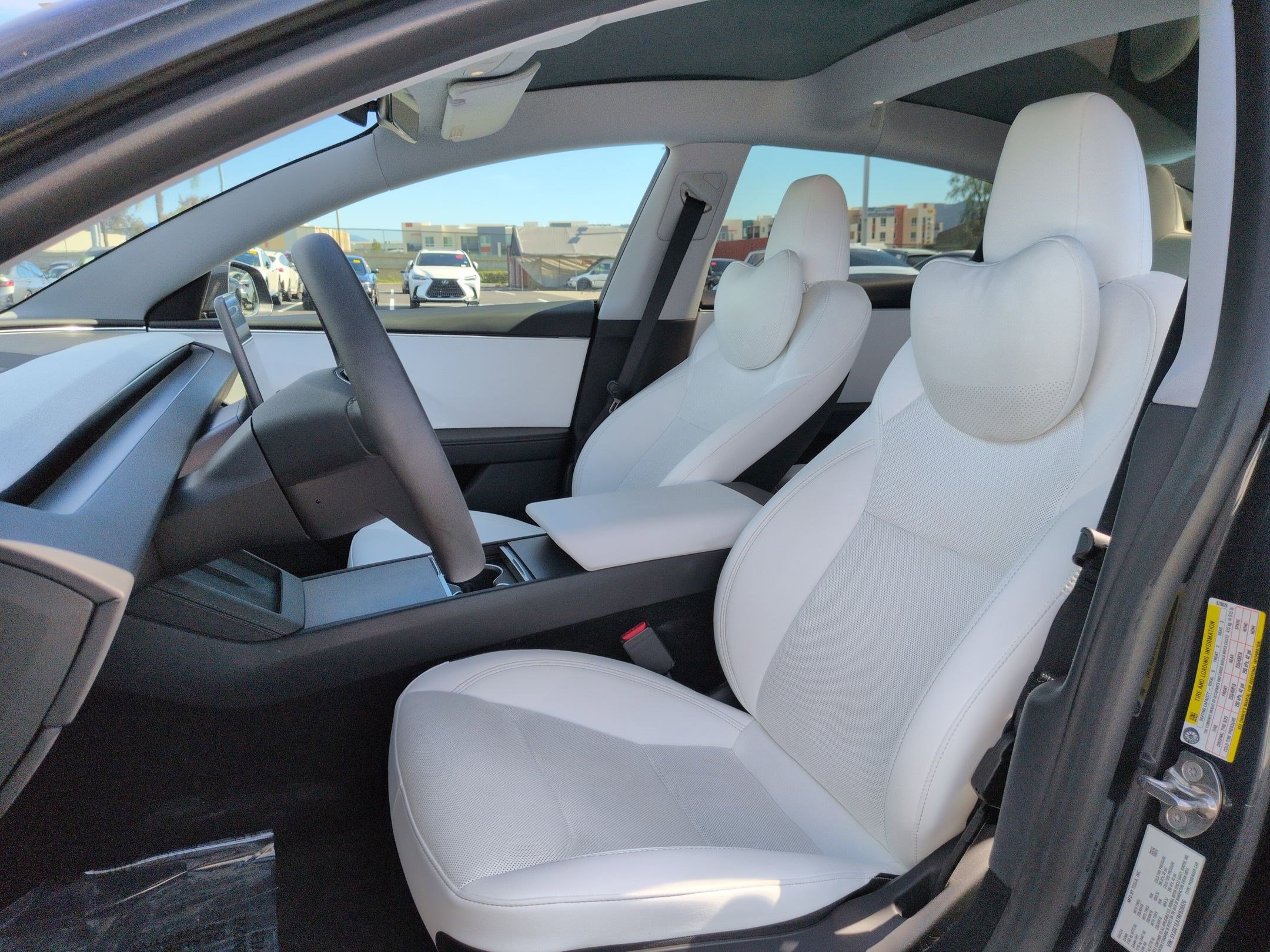 Used 2024 Tesla Model 3 image 16