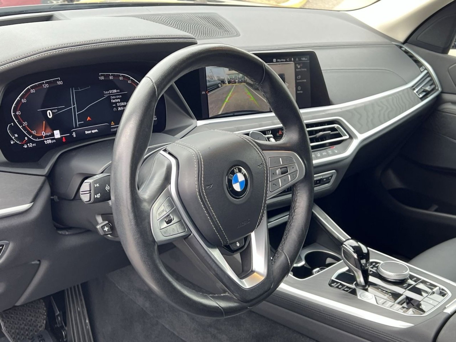 Used 2022 BMW X7 xDrive40i w/ Premium Package image 13