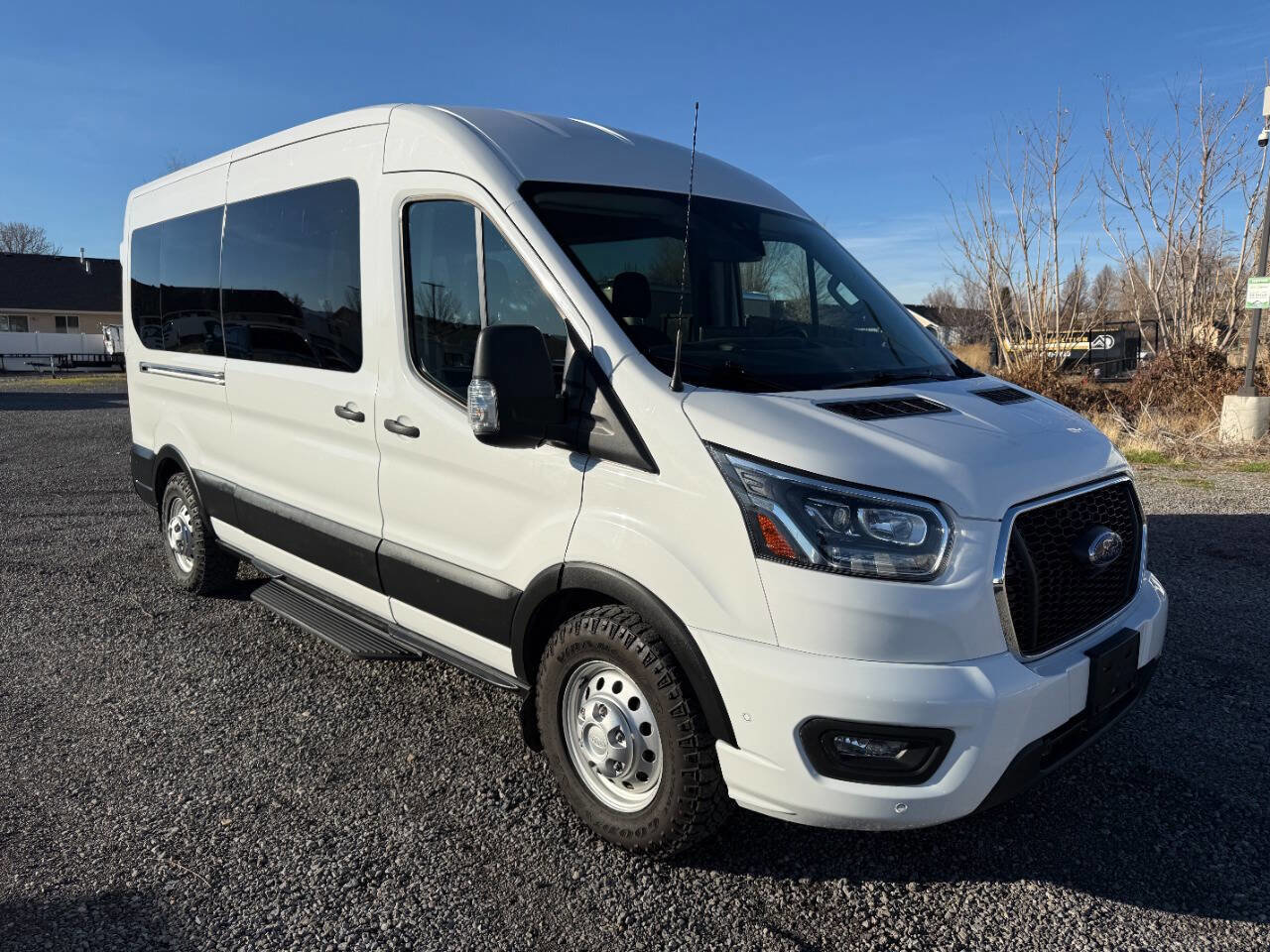 Used 2023 Ford Transit 350 XLT image 9