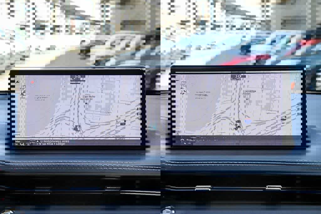 Used 2024 Genesis GV70 2.5T w/ Sport Prestige Package image 15