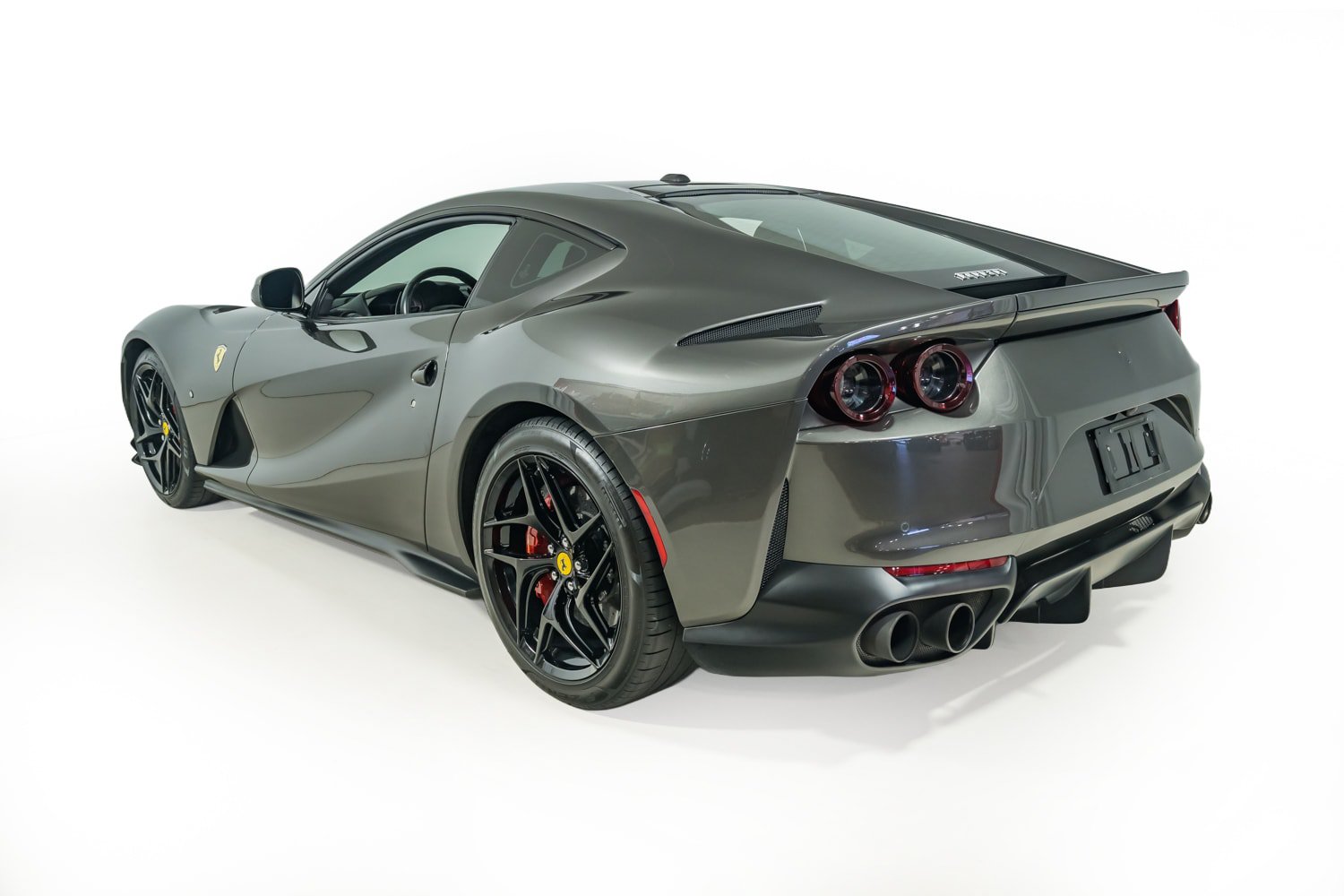 Certified 2019 Ferrari 812 Superfast RWD image 4