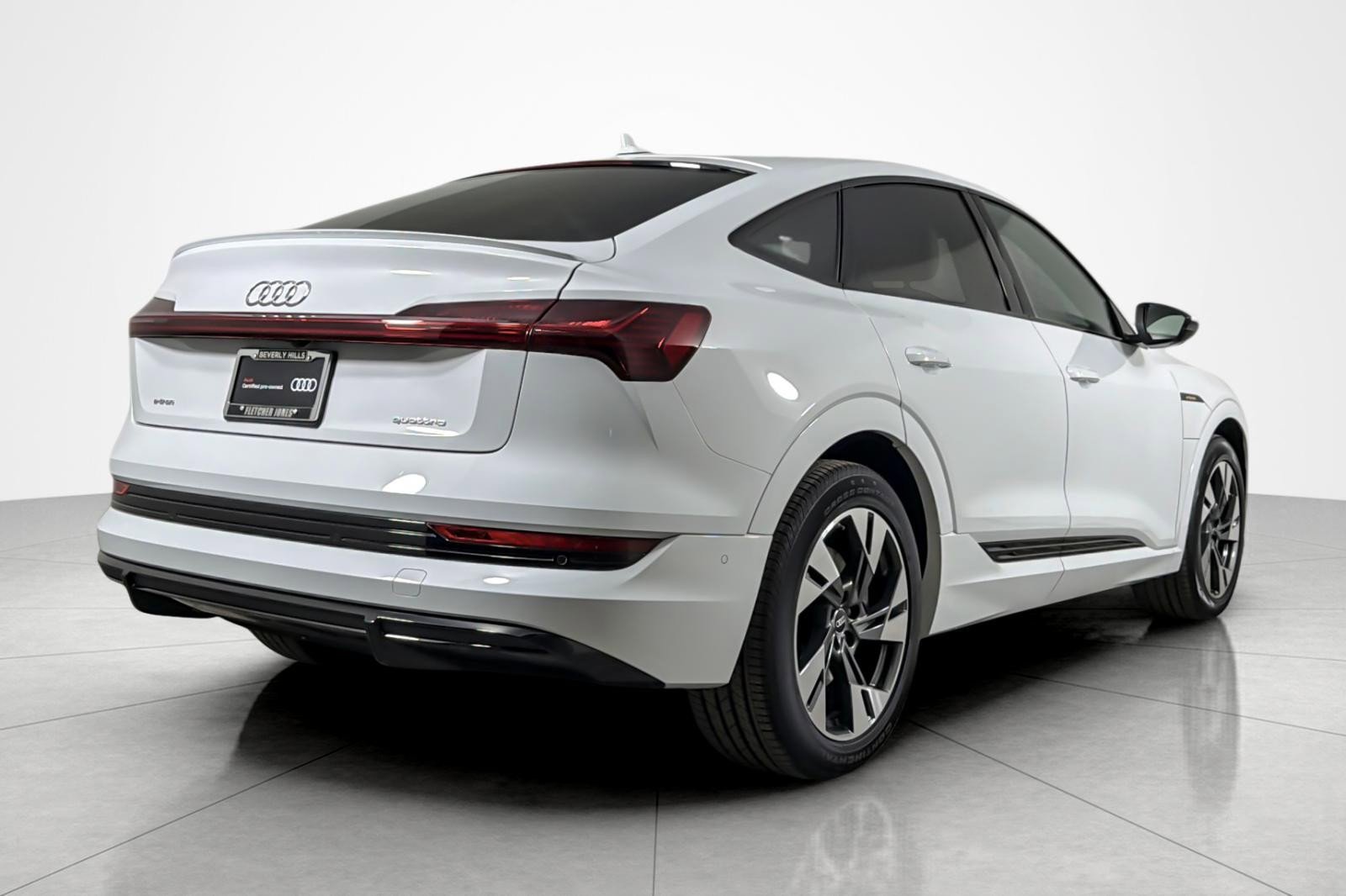 Certified 2023 Audi e-tron Premium w/ Convenience Plus Package AWD/4WD image 5