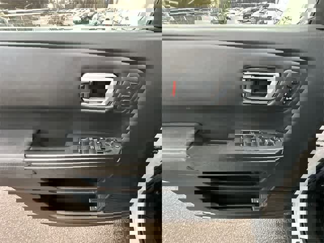 Used 2012 Honda Pilot Touring image 18