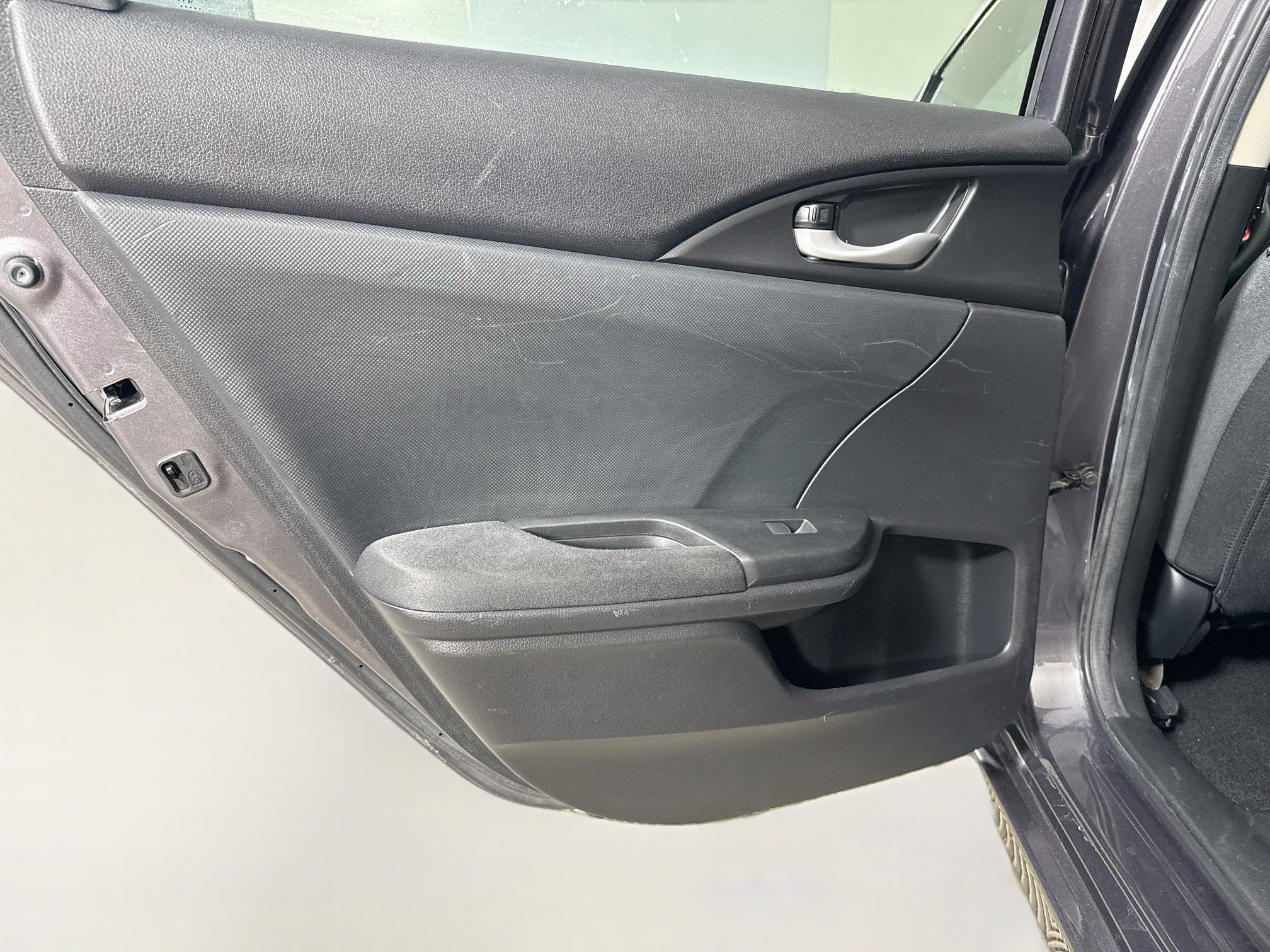 Used 2019 Honda Insight EX image 26