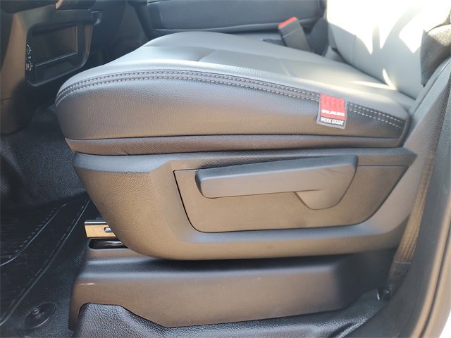 New 2026 RAM 3500 Tradesman w/ Chrome Appearance Group image 14