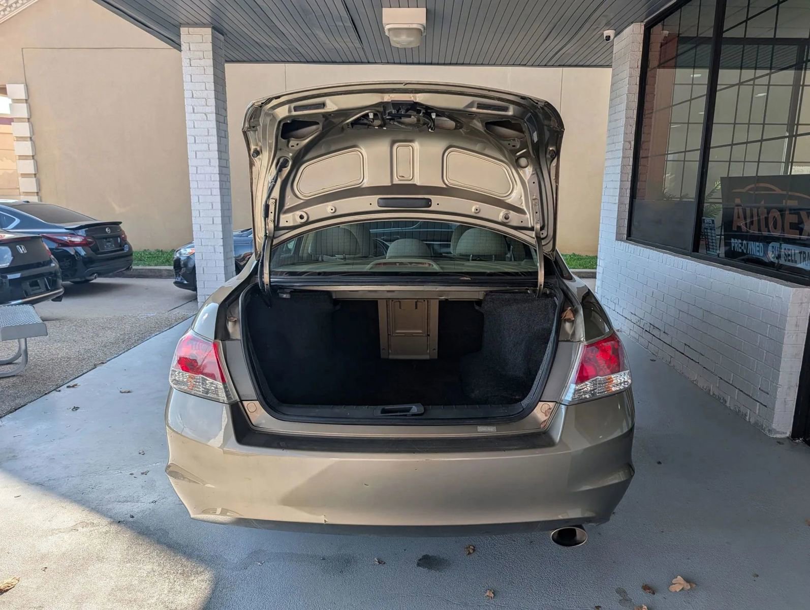 Used 2009 Honda Accord EX image 12