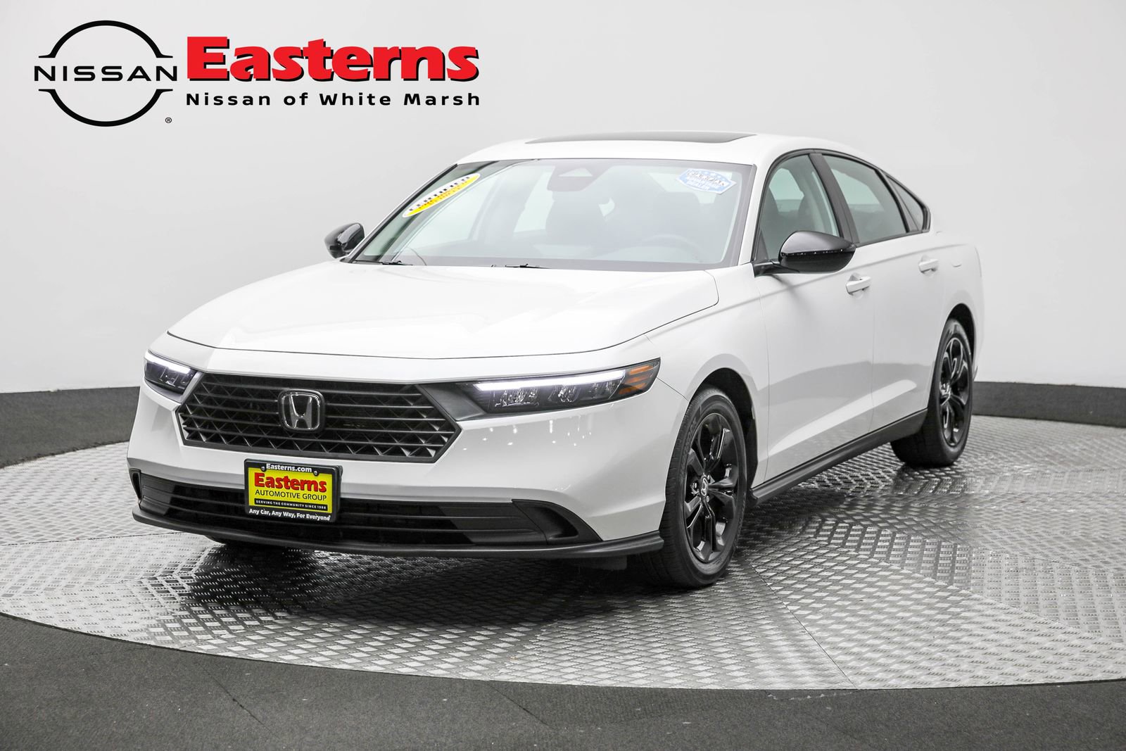 Used 2025 Honda Accord SE image 1